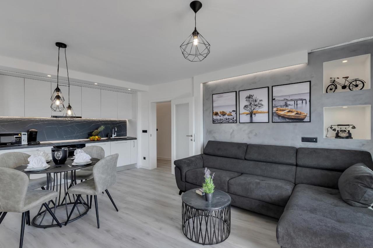 Exclusive Center Apartment Макарска Экстерьер фото